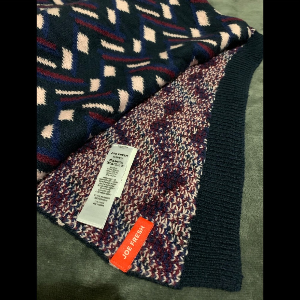 Joe Fresh Winter Scarf OS long, warm and soft NWOT